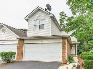 1108 Coventry Cir, Glendale Heights, IL 60139