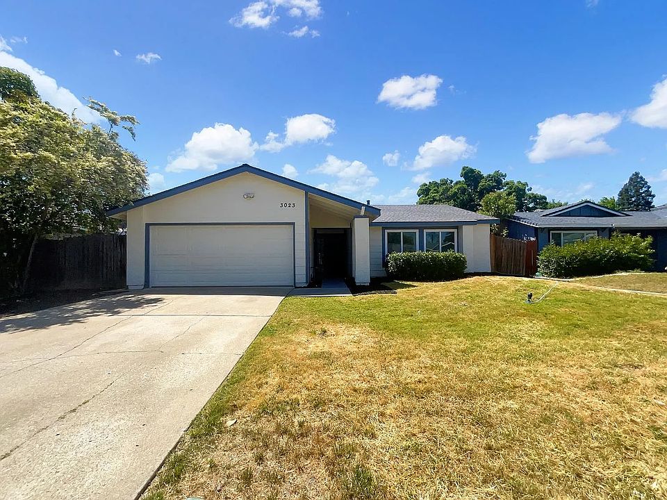 1st image of 3029 Rosemont Dr