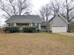 113 Kingstree Ln, Warner Robins, GA 31093