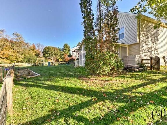 5th image of 12770 Turberville Ln