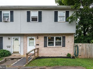 319 Washington St, Pennsburg, PA 18073