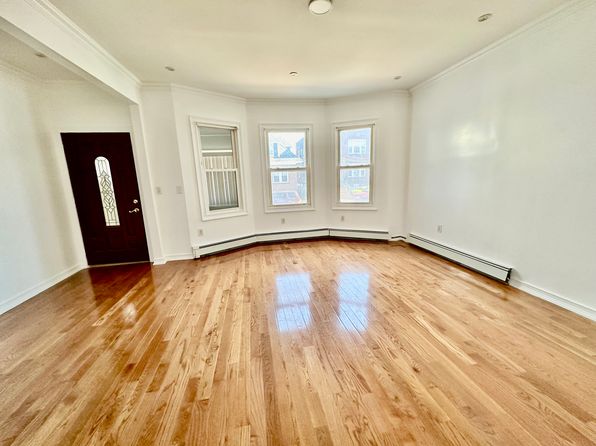 432 N 12th St FLOOR 1