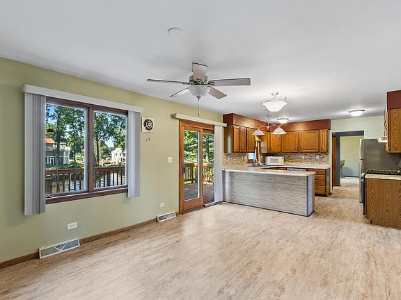 5th image of W11053 W Harmony Dr