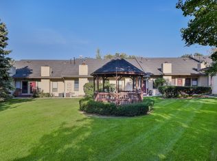 608 S 3rd St, Saint Charles, IL 60174