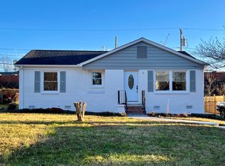 4242 Winfield Dr, Charlotte, NC 28205