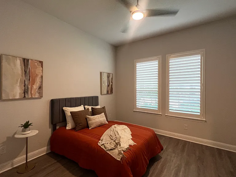 8137 Maybury — Photo 20