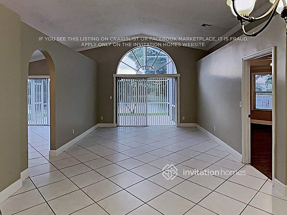 5th image of 2794 SW 183rd Ave