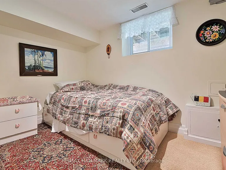 100 Courcelette Rd — Photo 26