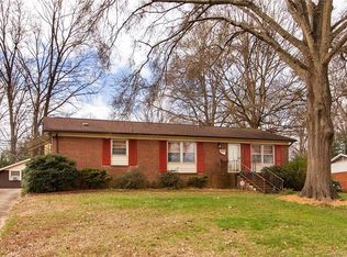 3624 Enfield Rd, Charlotte, NC 28205
