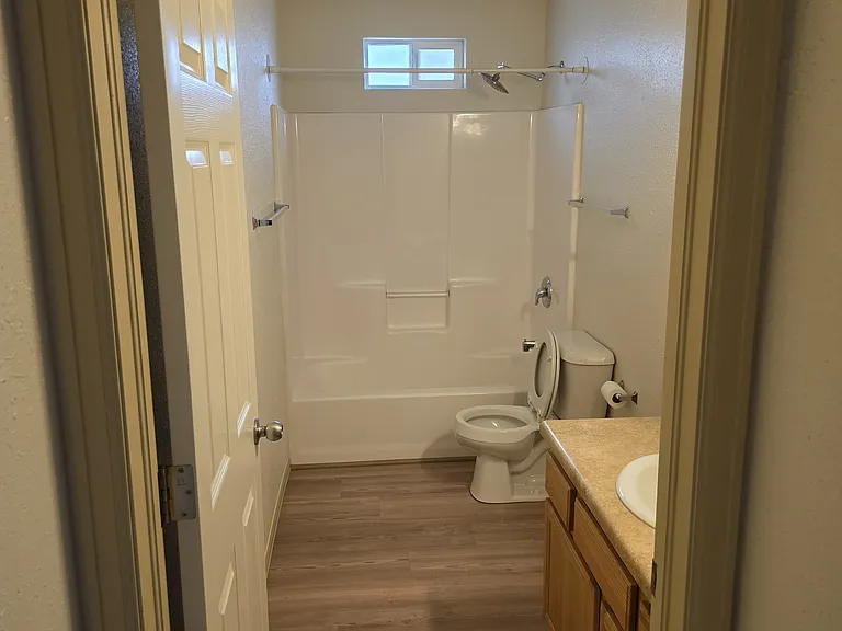 443 Pear Ln — Photo 9