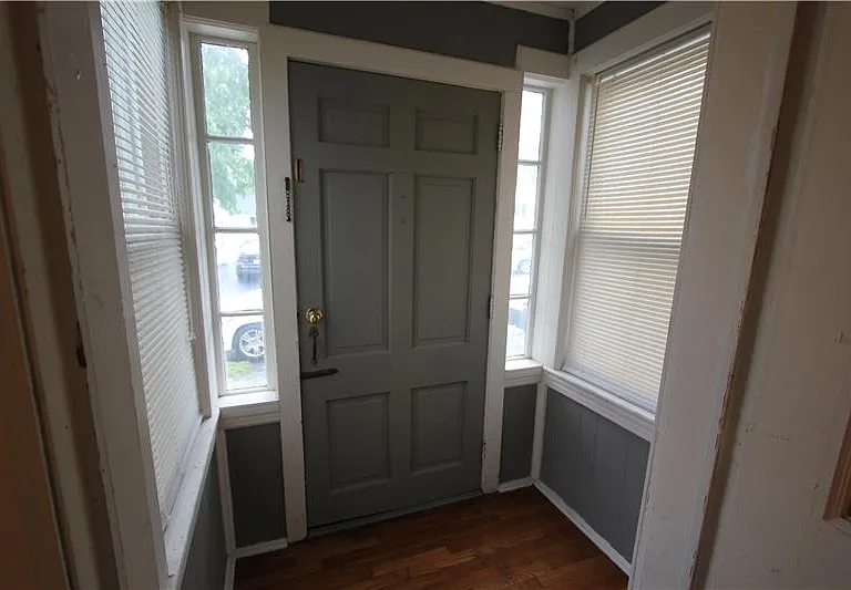 23 Saxon St — Photo 6