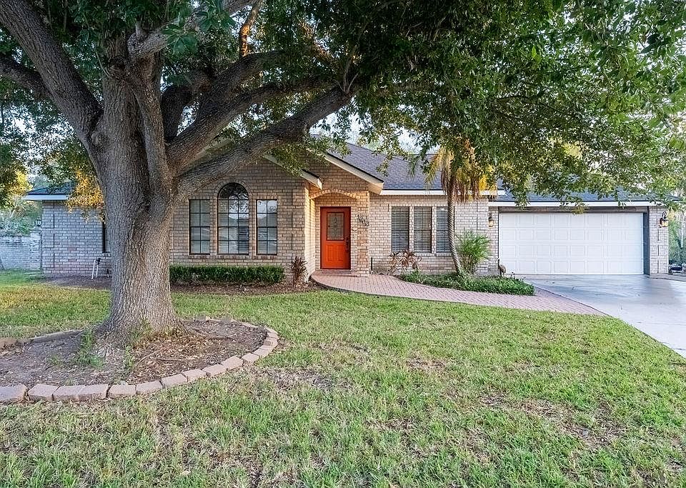 1st image of 1213 Live Oak Cir