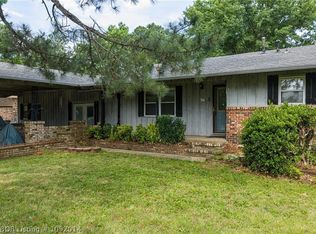 3 Hilltop Pl, Van Buren, AR 72956