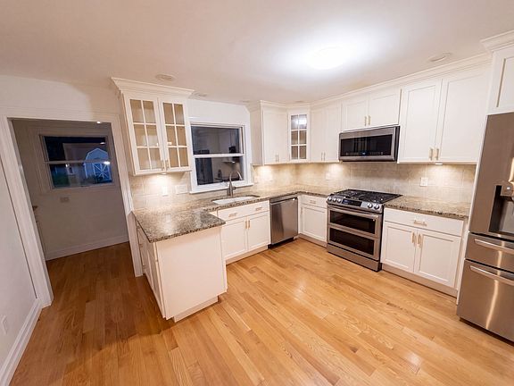 2nd image of 18 Sherwood Dr