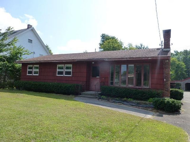 2nd image of 287 MOHAWK Drive