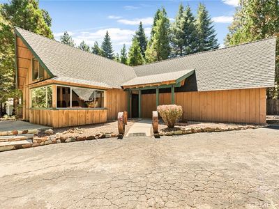 31413 Overhill Dr, Running Springs, CA, 92382