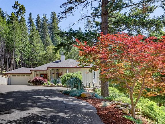 2nd image of 13636 Vincent Ct