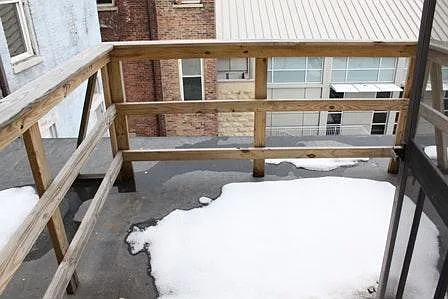 2722 Vine St #9 — Photo 11