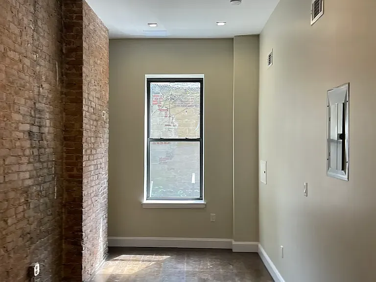 221 Ralph Ave #1L — Photo 6