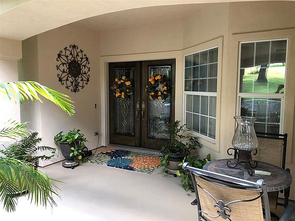 5th image of 16670 Meadow Crest Dr