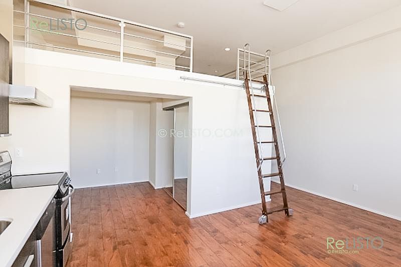 1st image of 550 Jessie St APT 219