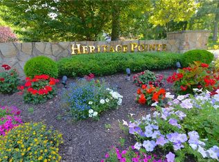 39 Freedom Way #39, Shelton, CT 06484