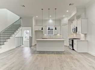 2105 Couch St #B, Houston, TX 77008