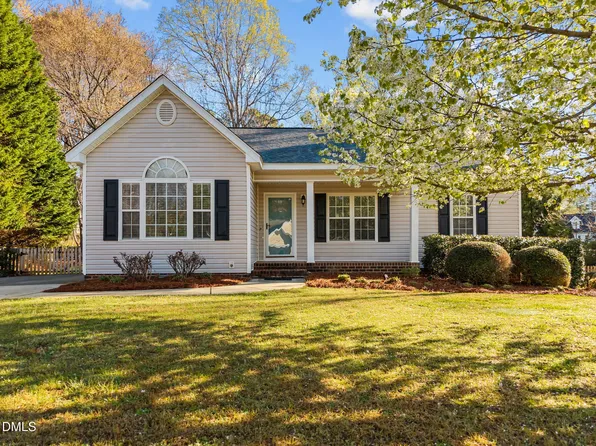 25 Carrington Ave, Franklinton, NC 27525