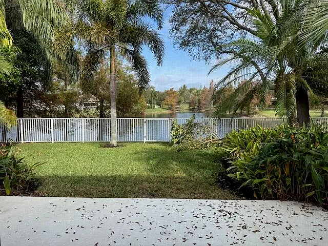 4 bed, 2478 sqft, $4,500 — Photo 3