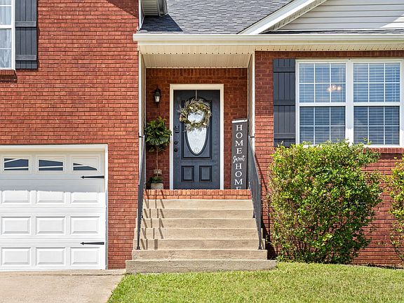 3rd image of 3169 Brook Hill Dr