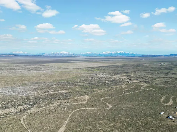 1 N 18150th Rd W, Cedar Valley, UT 84013