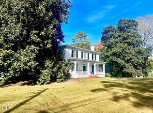 303 High St, Oxford, NC 27565
