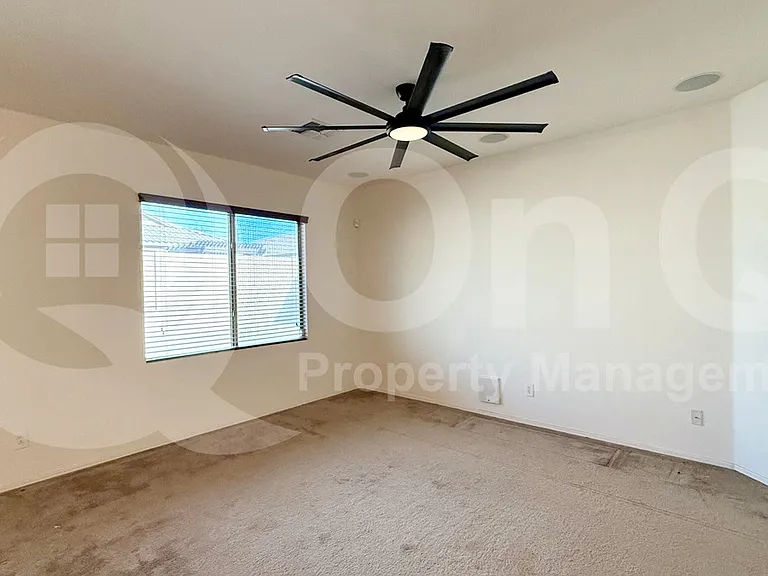 23782 W Harrison Dr — Photo 2