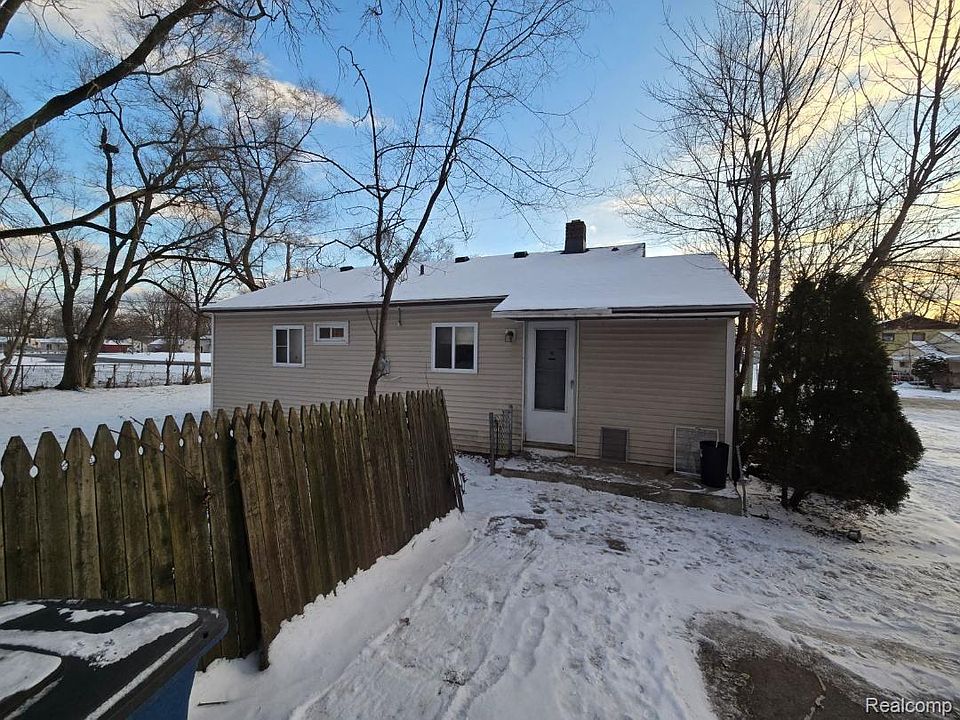 1st image of 31902 Branch St