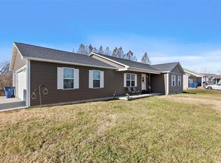 438 Stonewall Dr, Jackson, MO 63755