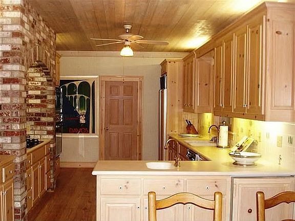 Beautiful Custom Kitchen