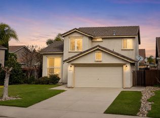 643 E Springer Dr, Turlock, CA 95382