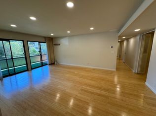 10 Scenic Way APT 203, San Mateo, CA 94403