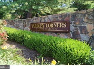 231 Clover Hill Ct, Yardley, PA