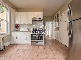 99 Melrose Ave #1R, Irvington, NJ 07111