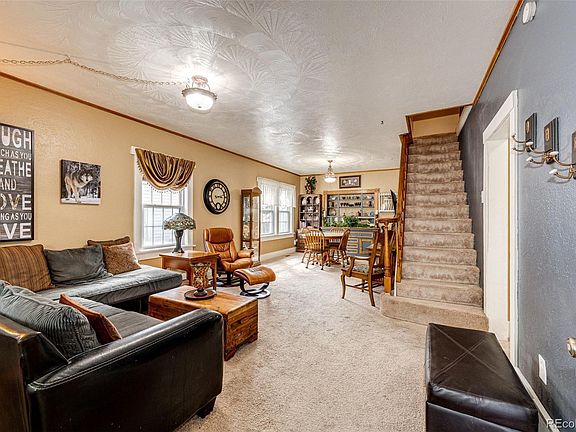 4th image of 10 S Estes Avenue