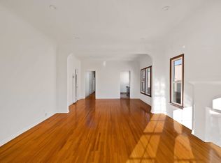 6085 Alcott St #1/2, Los Angeles, CA 90035