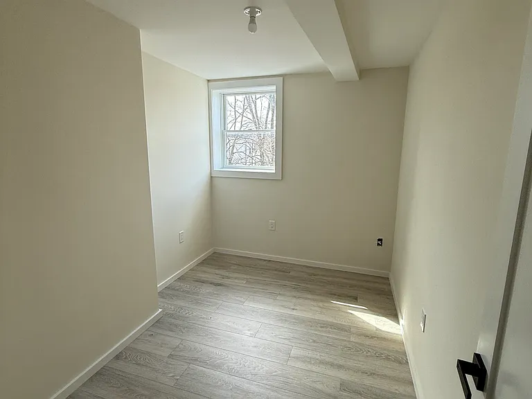 359 Lowell St #2 — Photo 10
