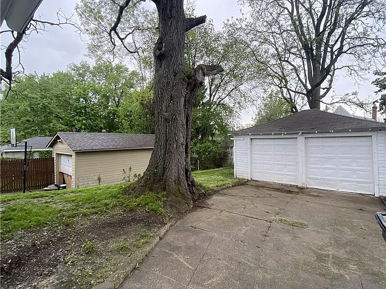 721 Polk Ave — Photo 7
