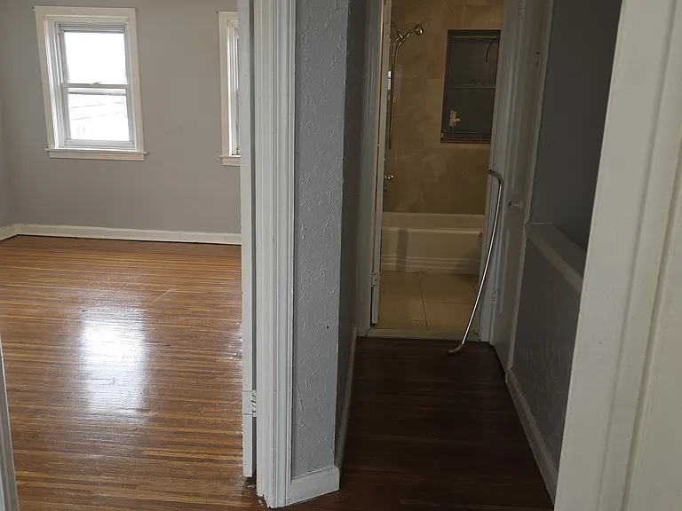 601 Randolph St — Photo 11