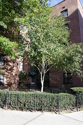 Sold by Reeves Real Estate Group Inc | media 6