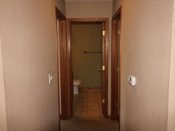 4th image of 1040 Michigan Ave