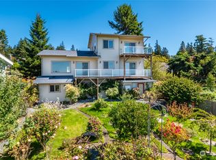 153 Perry Dr, Coupeville, WA