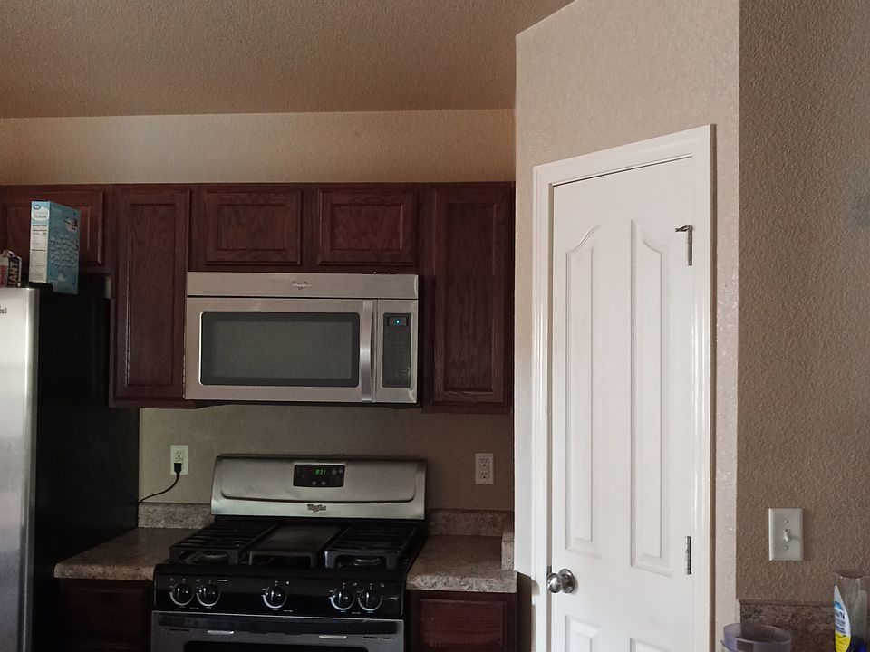 2nd image of 10628 Canyon Sage Dr