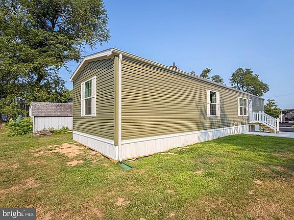 2nd image of 4135 Davis Dr